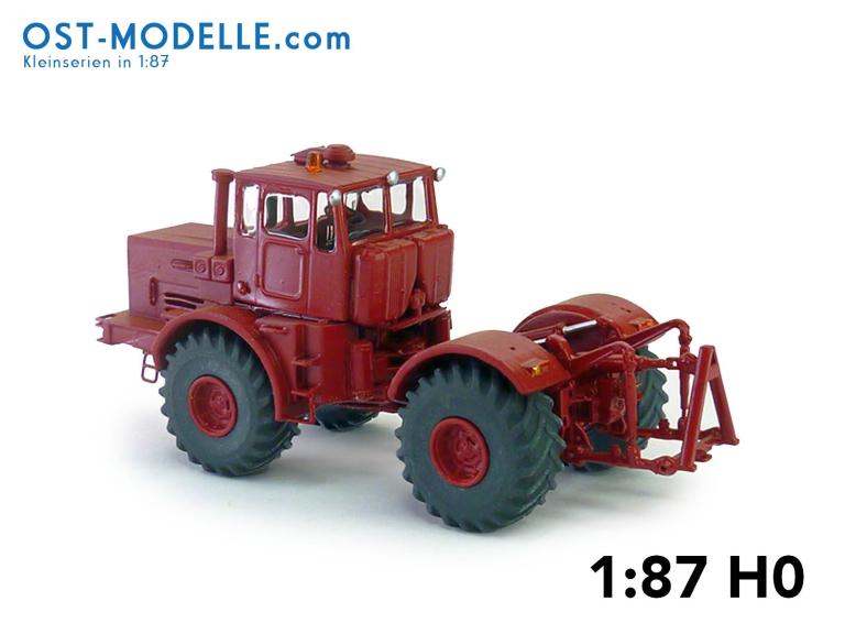 Preview: Traktor Kirovets K701 rot mit Motorverkleidung